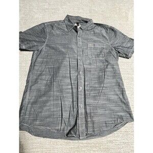 District Made Shirt Men’s Large Gray Button Down Short Sleeve Collared Kia